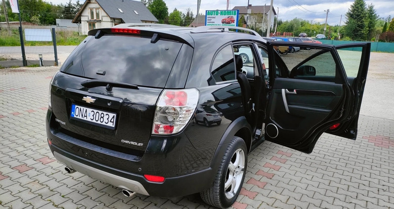 Chevrolet Captiva cena 39500 przebieg: 177000, rok produkcji 2011 z Staszów małe 529